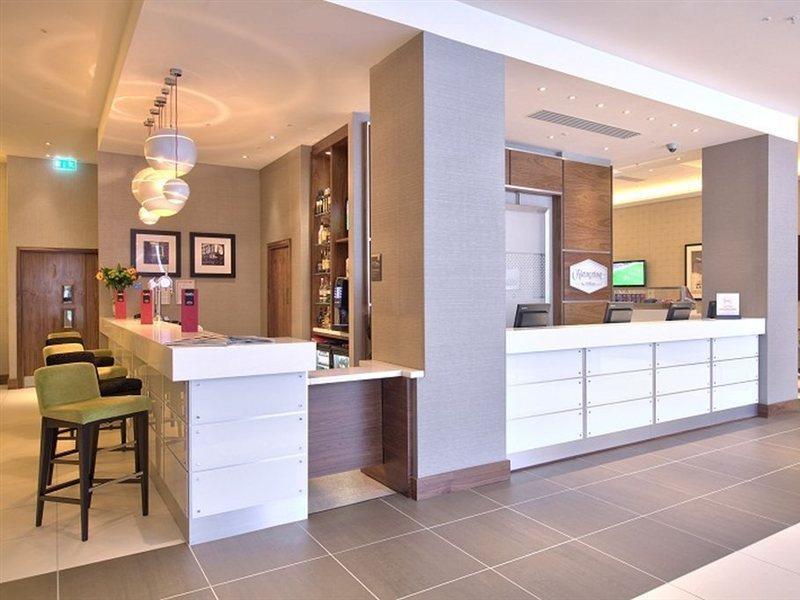 Отель Hampton By Hilton London Кройдон Экстерьер фото